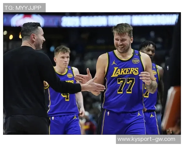 全队拼搏精神获赞湖人应以本场比赛为榜样继续奋战